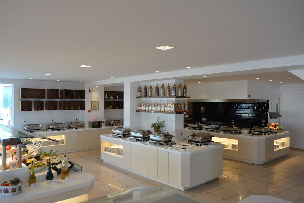 Dimitrios Village 4* Ретимно