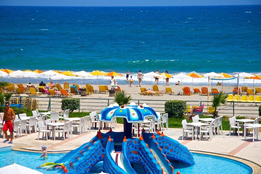 Dimitrios Village Апарт-отель 4*