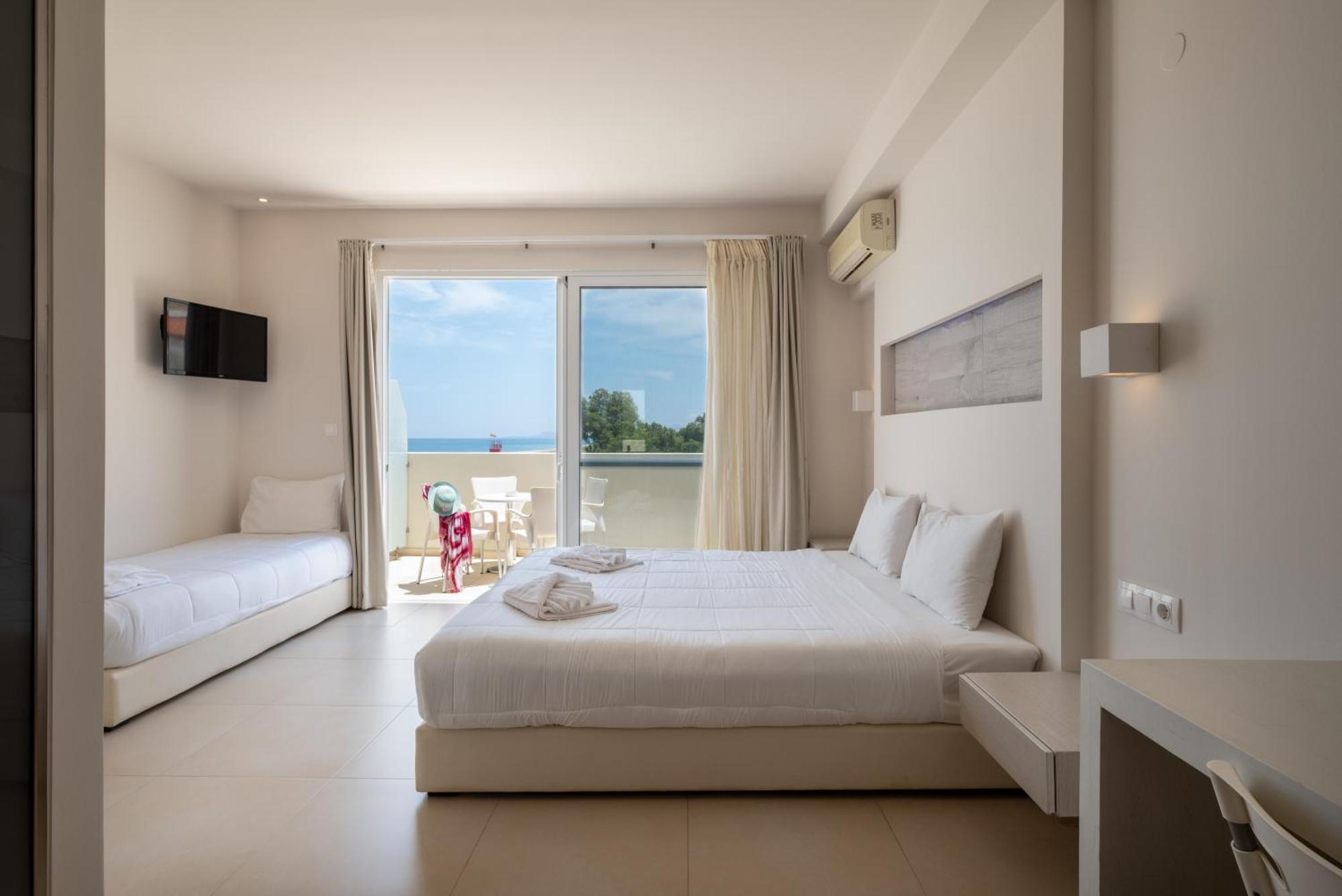 Dimitrios Village 4*